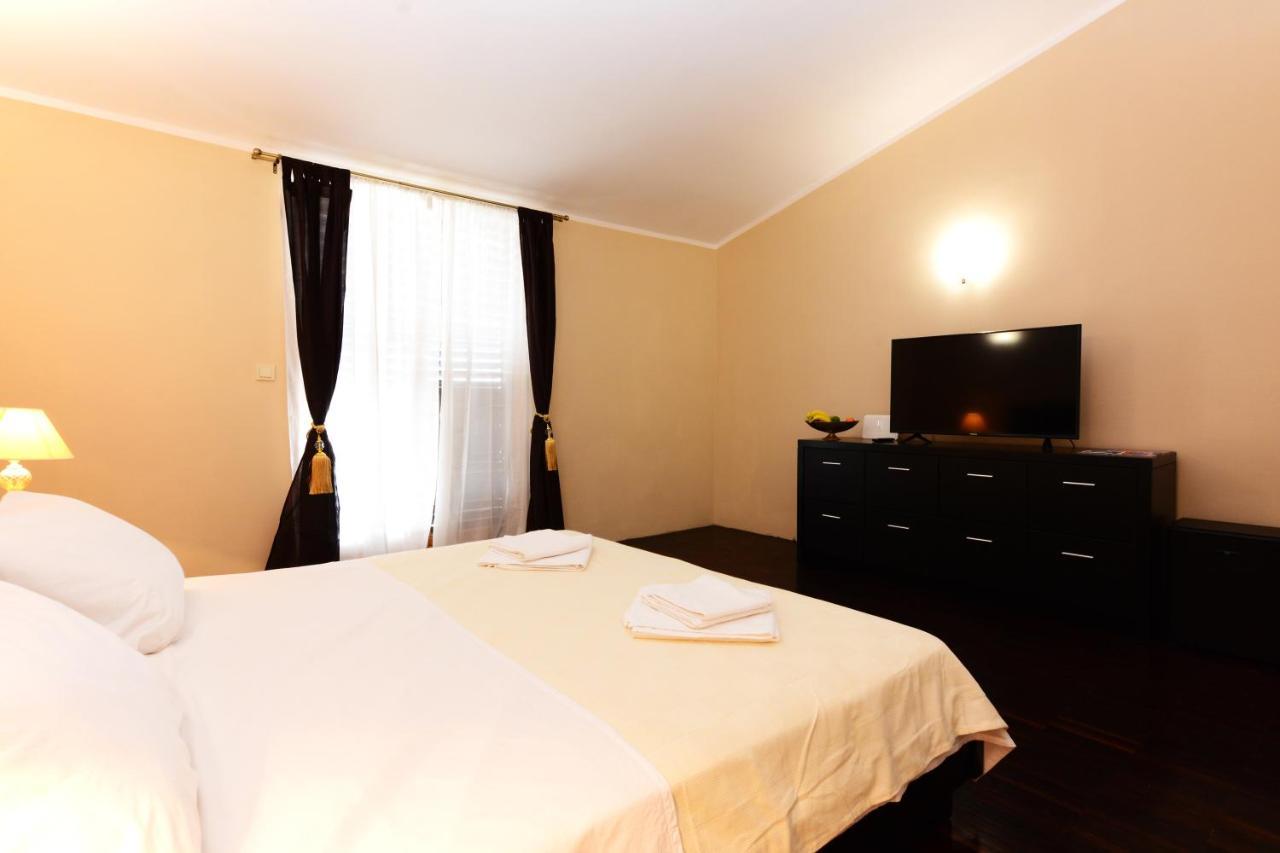 Luxury Uzorita Couette-café 4*